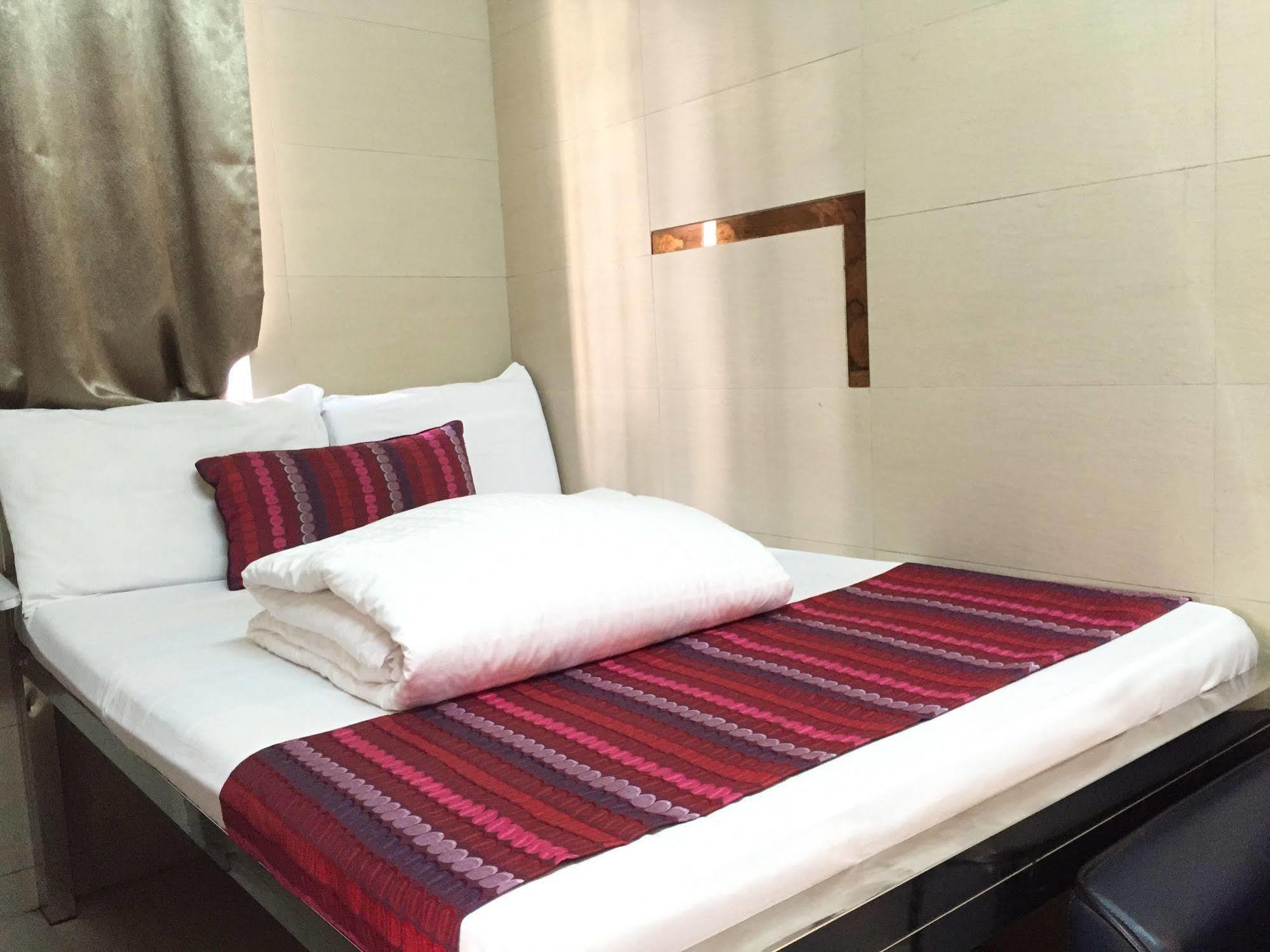Osaka Hostel ฮ่องกง ภายนอก รูปภาพ